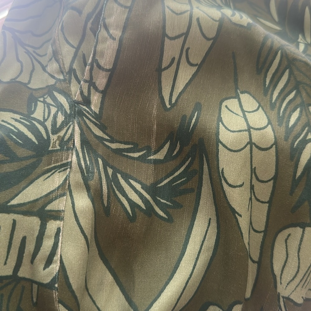 Farm Rio x Anthropologie Satin Tropical Green Wide Leg Pants | S - Picture 8 of 8